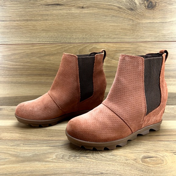 Sorel Womens Wedge Boots Size 8 Orange Suede Joan Of Arctic Chelsea - Picture 1 of 10